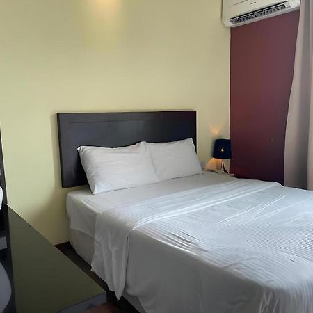 Zotel Business & Leisure Hotel Kuching Exterior foto