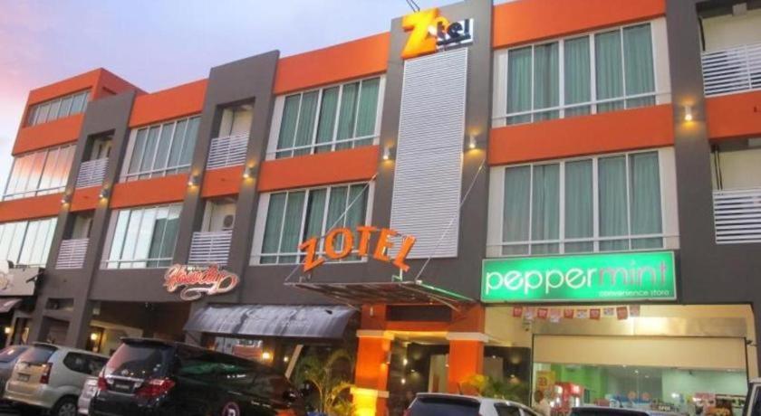 Zotel Business & Leisure Hotel Kuching Exterior foto
